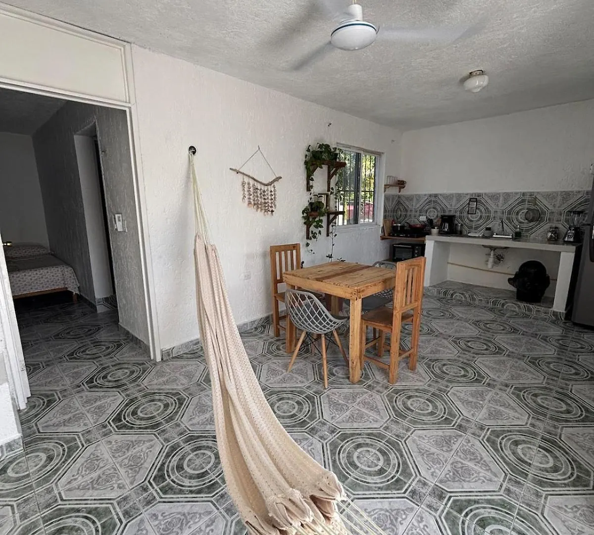 Centrally Located Apartment 2 Blocks From The Sea Cozumel
